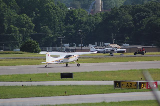 Cessna Skywagon (N735AX) - Landing br /Owned By: State of North Carolina 