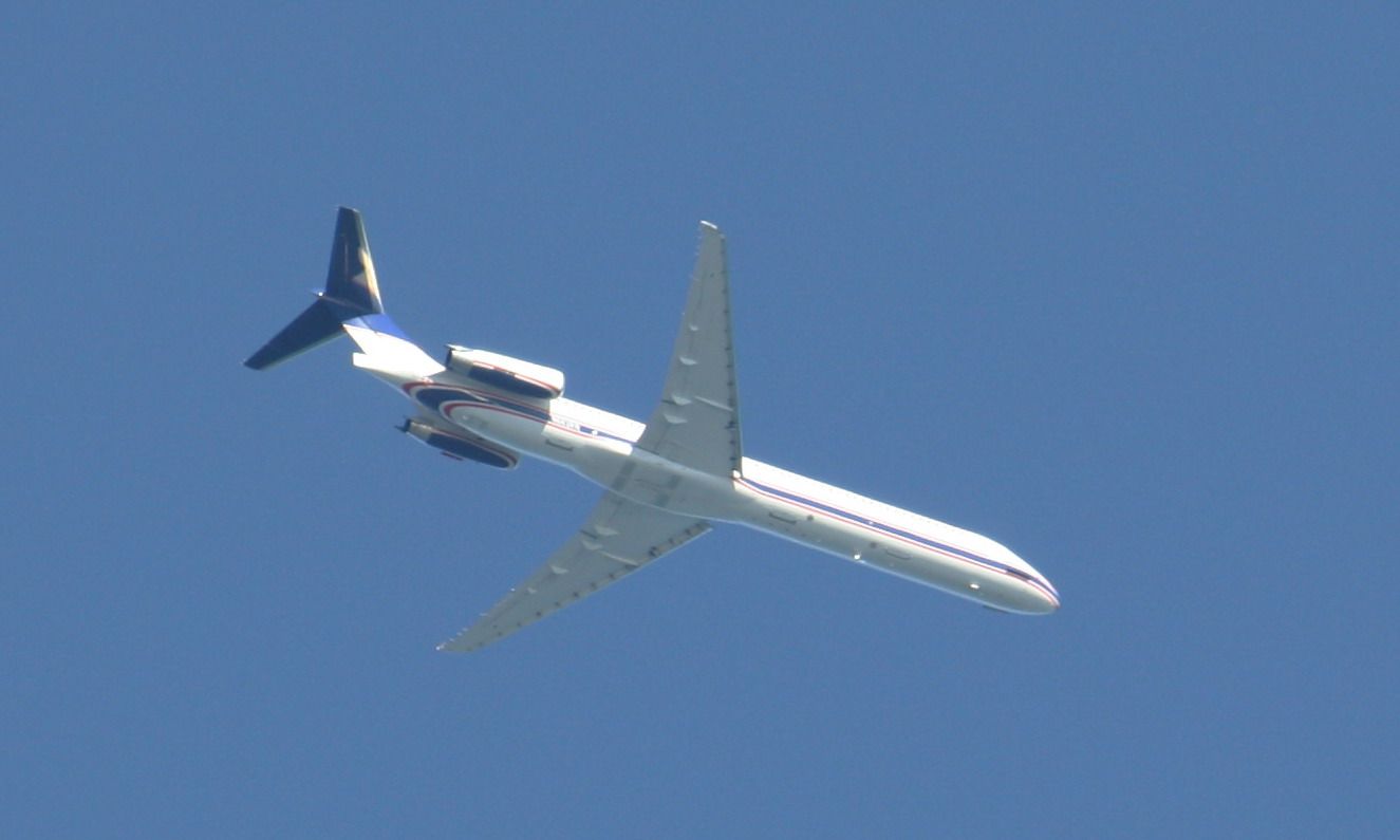 McDonnell Douglas MD-81 (N682RW)