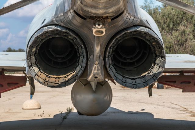 McDonnell Douglas F-4 Phantom 2 (N485)