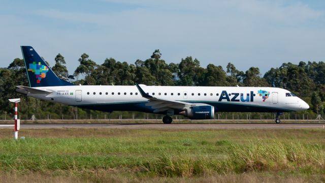 EMBRAER 195 (PR-AXR)