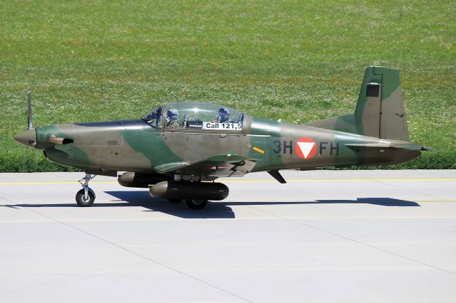 Pilatus PC-7 Astra (3HFH)