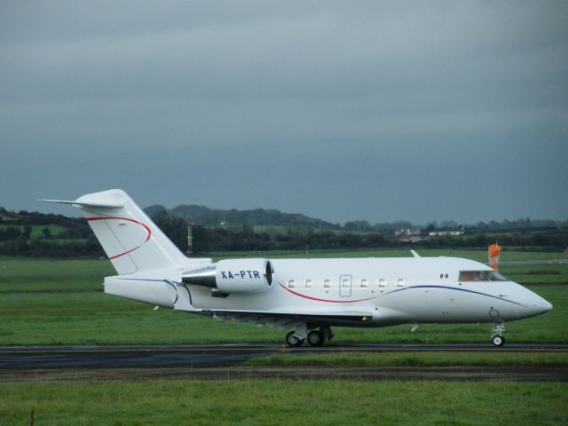 Canadair Challenger (XA-PTR) - XA-PTR CL 604 AT EINN 04/10/11