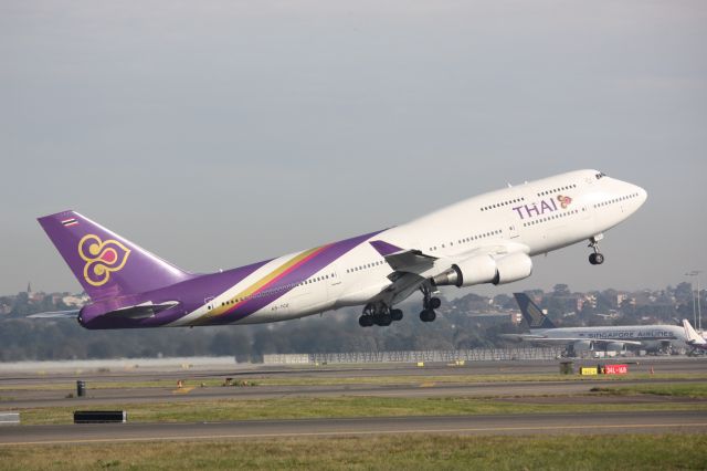 Boeing 747-400 (HS-TGO)