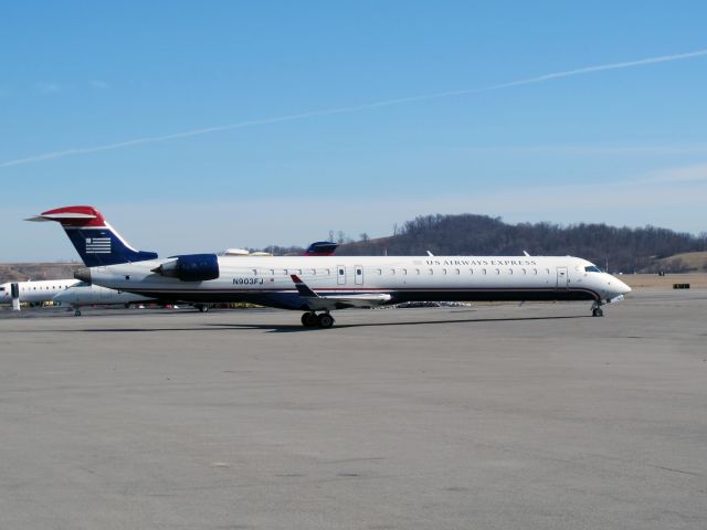 Canadair Regional Jet CRJ-900 (N903FJ)