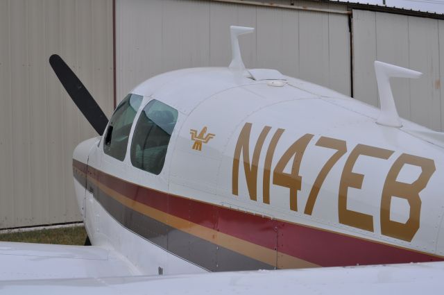 Mooney M-20 (N147EB)