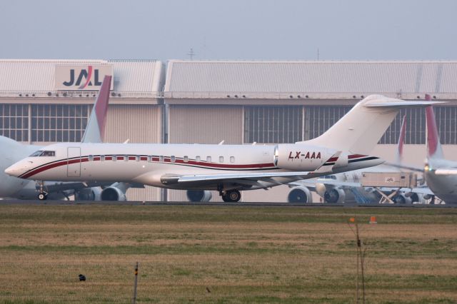 Bombardier Global Express (LX-AAA)