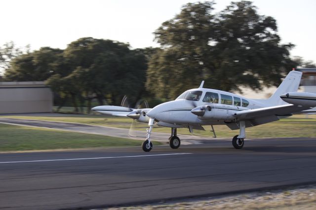 Cessna Executive Skyknight (N320MS)