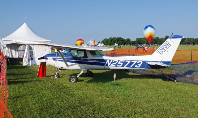 Cessna 152 (N25773) - SOLBERG AIRPORT-READINGTON, NEW JERSEY, USA-JULY 24, 2021: Seen at the 2021 New Jersey Lottery Festival of Ballooning, advertising for flight lessons, was this single engine Cessna 152.