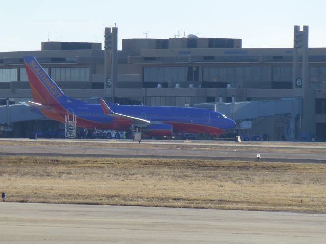 Boeing 737-700 (N716SW)