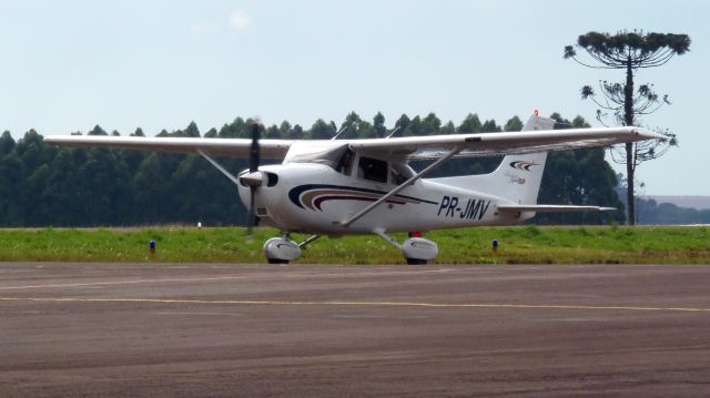 Cessna Skyhawk (PR-JMV)