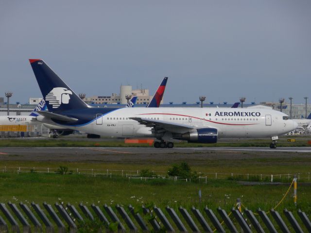 BOEING 767-200 (XA-FRJ)