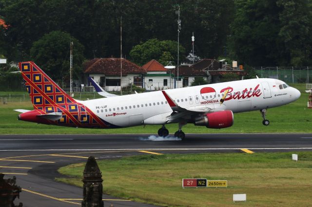 Airbus A320 (PK-LUF)
