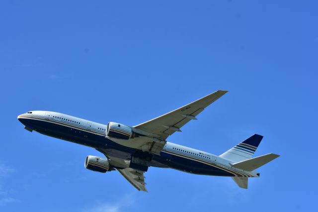 Boeing 777-200 (EC-MUA)