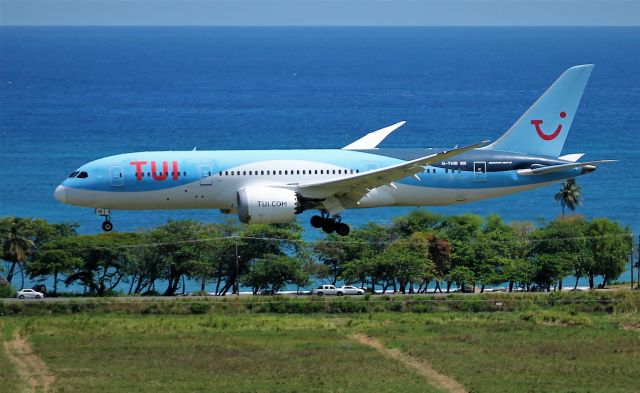 Boeing 787-8 (G-TUIB)