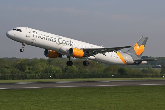 Airbus A321 (G-TCDY) - Morning departure for TCX704 on the way to Antalya