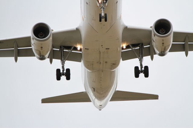 Airbus A321 —