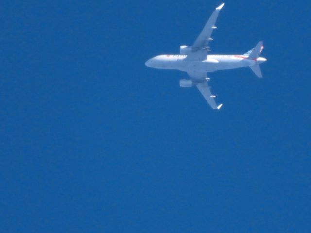 Airbus A319 (N9016) - AAL2870br /MIA-EGEbr /12/21/21