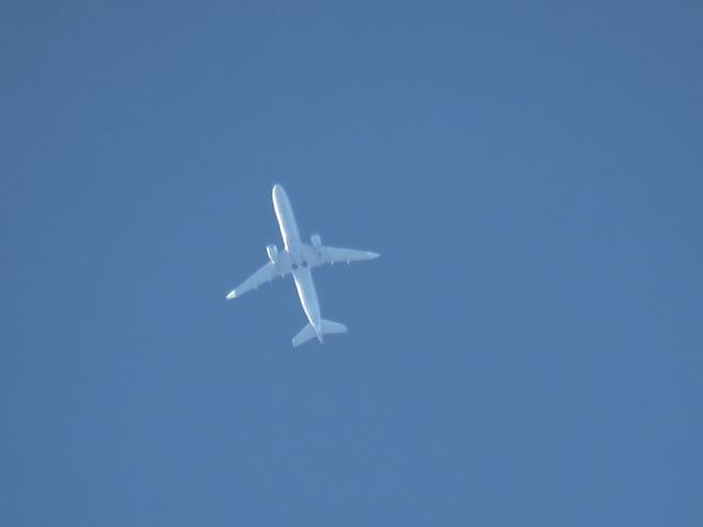 Embraer 175 (N287NN)
