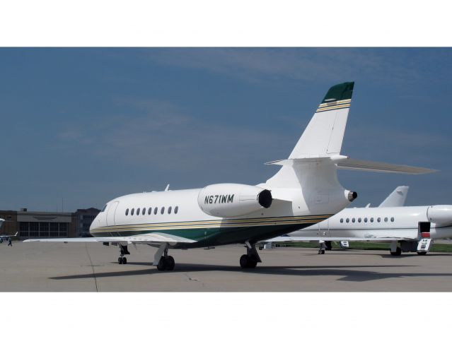 Dassault Falcon 2000 (N671WM) - Great business aircraft - built to military standards.