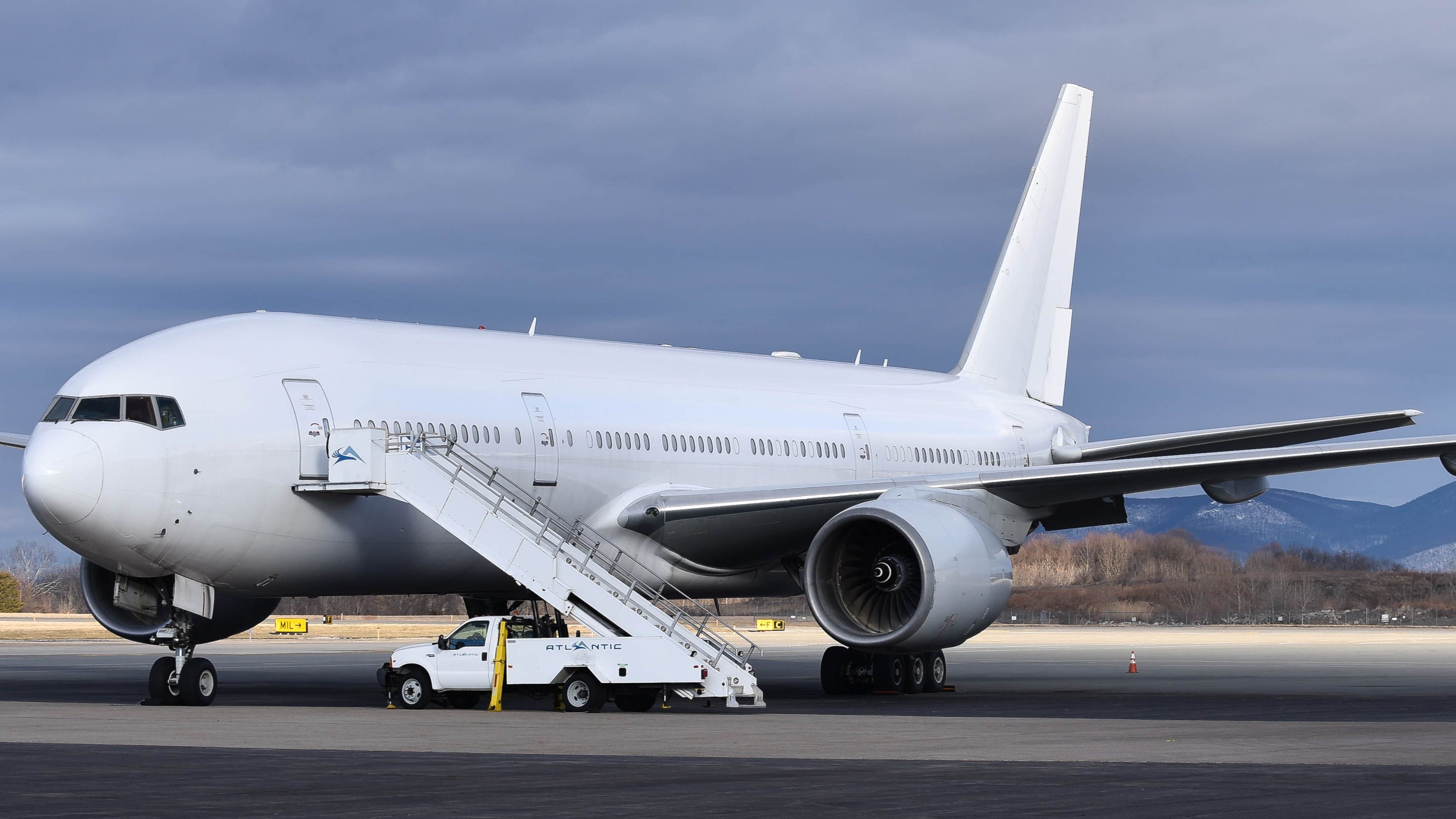 Boeing 777 (N777UK) - Ex Singapore Airlines. This aircraft spends more time on the ground than it does in the air. 