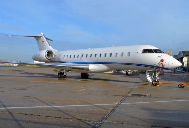 Bombardier Global Express (OE-IEO)