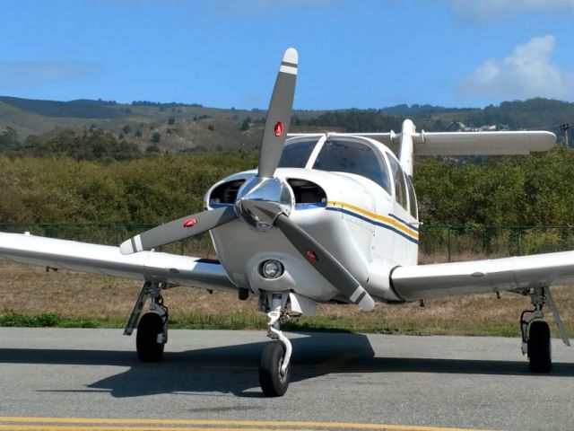 Piper Cherokee (N3060T)