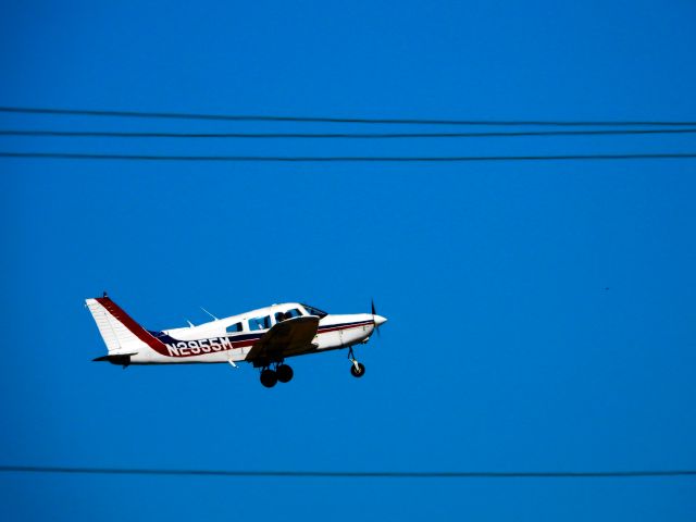 Piper Cherokee (N2955M)