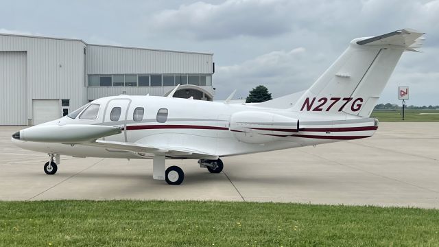 Eclipse 500 (N277G) - One of the three Eclipse’s that call KVPZ home. N277G, a 2007 Eclipse EA500, departed shortly after this for Dallas, TX (ADS/KADS). 5/26/22. 