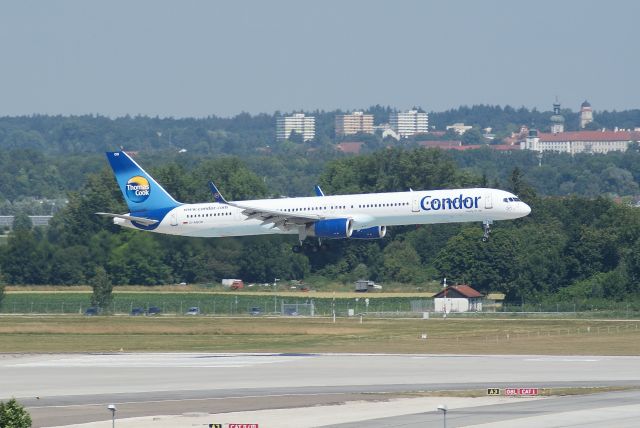 BOEING 757-300 (D-ABOH) - Condor B757-300 cn30030