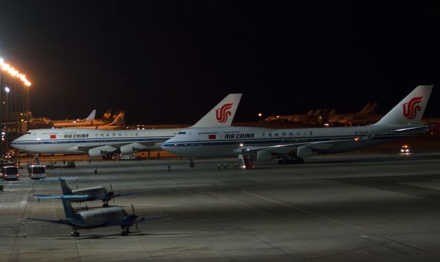 Boeing 747-400 (B-2447) - Visit of the Chinese president to Gran Canaria, brought two Boeing 747