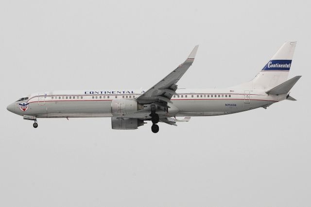 Boeing 737-900 (N75436) - C