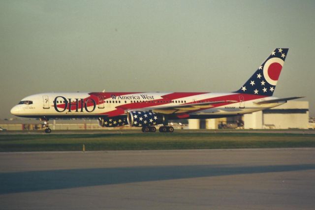 Boeing 757-200 (N905AW)