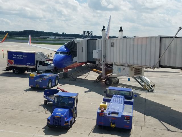 Boeing 737-800 (N8610A) - Waiting for my flight to Sunshine State, i.e. Florida.