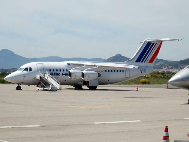 Embraer 170/175 (EI-RJG)