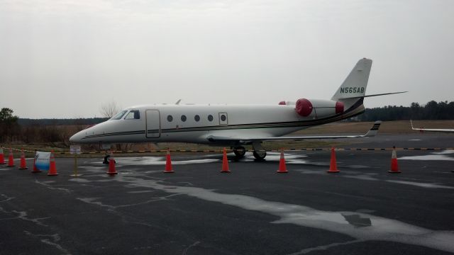 IAI Gulfstream G150 (N565AB)