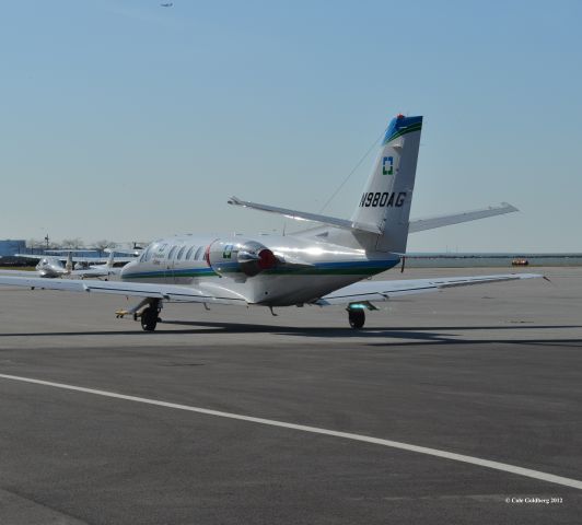 Cessna Citation V (N980AG) - N980AG another one of Cleveland Clinics fixed-wing life flight aircraft at KBKL. Please look for more photos at Opshots.net