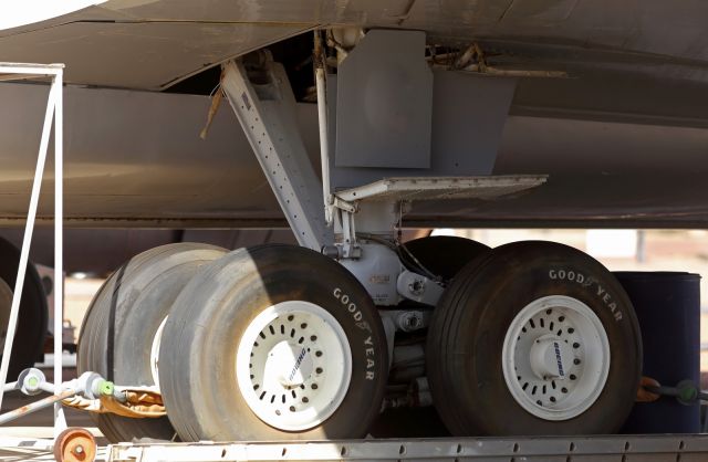 Boeing 707-100 — - Starboard main landing gear of a B707. A redesigned, beefed up version of this bogie formed the basis of the main wheel bogie of the B747-100.