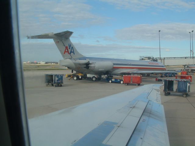 McDonnell Douglas MD-83 (N940TW) - Taken from American Airlines Flight#392 on July 18th 2009