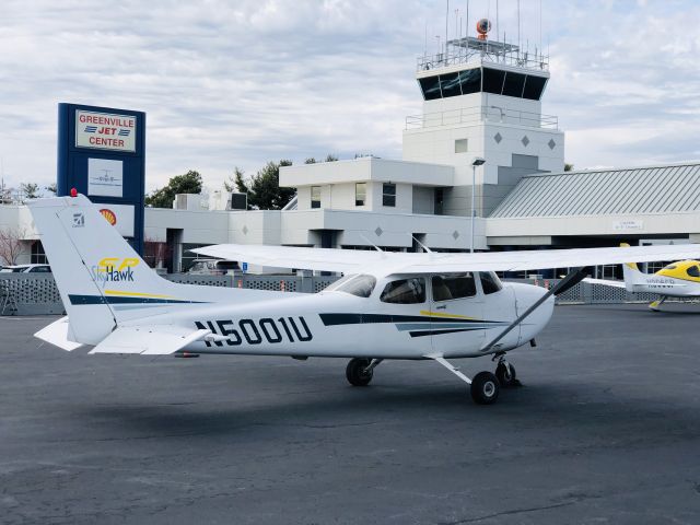 Cessna Skyhawk (N5001U)