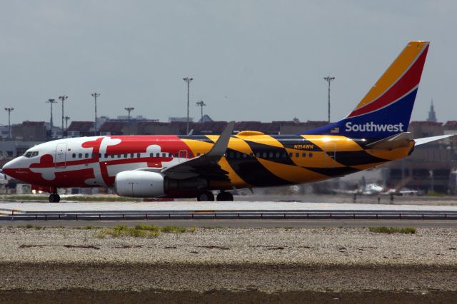 Boeing 737-700 (N214WN) - Maryland One