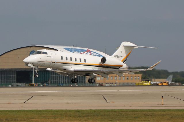 Canadair Challenger 350 (N156PH) - BBA396, a brand-new Bombardier BD-100-1A10 Challenger 350, N156PH, c/n 20696, departing Cleveland Hopkins Intl (KCLE) on 28 Aug 2017 en route back to Montreal Trudeau (CYUL).