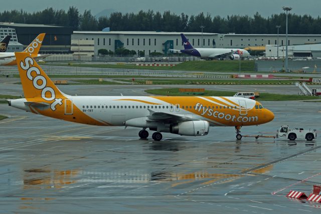Airbus A320 (9V-TRT)