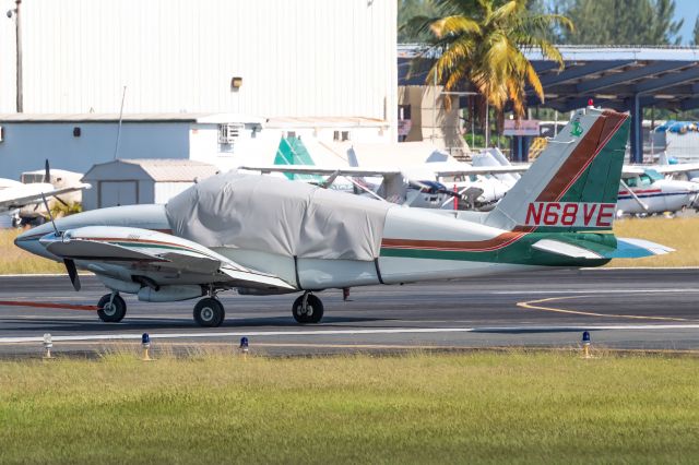 Piper Apache (N68VE) - New aircraft on data base 