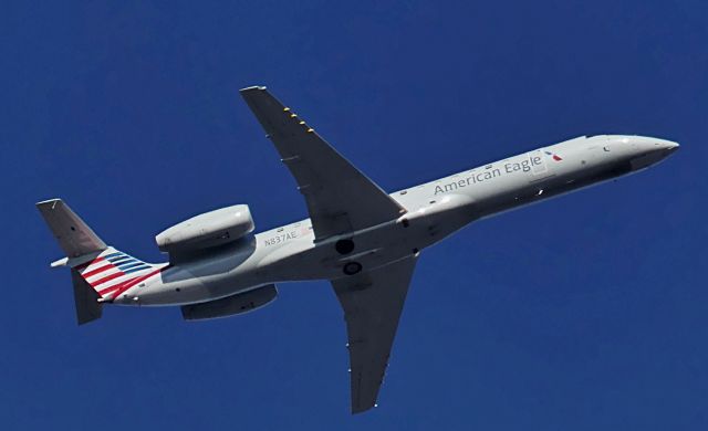 Embraer ERJ-135 (N837AE) - Panasonic FZ300