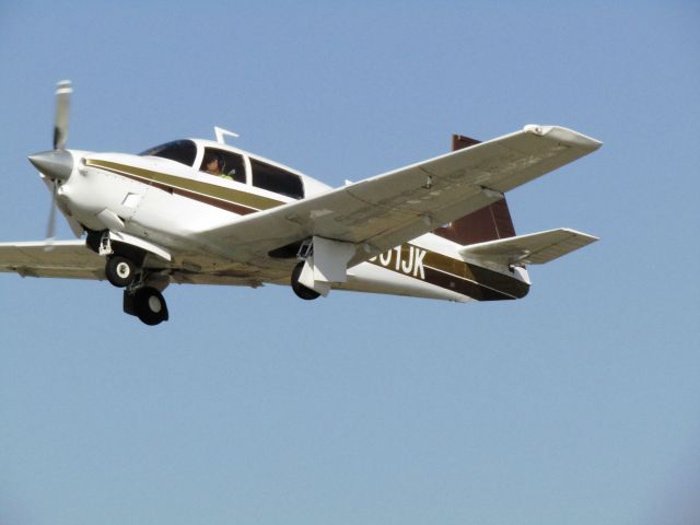 Mooney M-20 (N301JK) - Taking off RWY 24