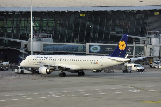 Embraer ERJ-190 (D-AEBA) - Lufthansa CityLine Embraer ERJ-195LR D-AEBA in Brussels 
