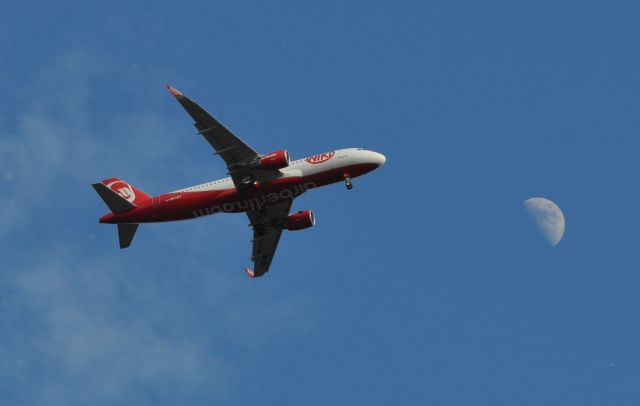 Airbus A320 (OE-LEY)