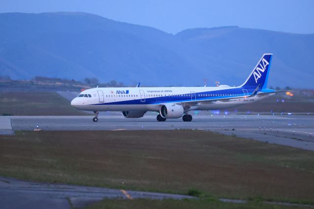 Airbus A321neo (JA146A) - May 12th 2022:HND-HKD.