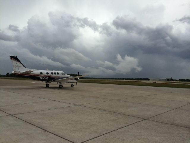 Beechcraft King Air 90 (N90JZ) - Thunderstorm near the airport.