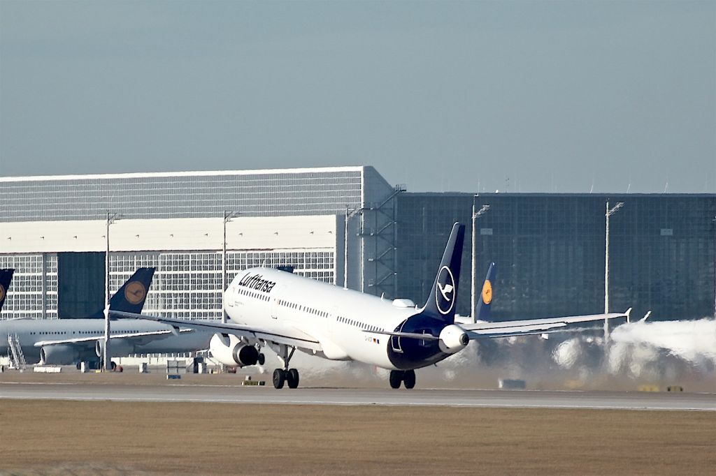 Airbus A321 (D-AIDF)